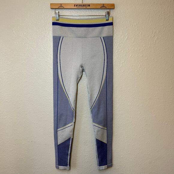 Fabletics High Waisted Seamless Panel Leggings Soft Heather Gray Women’s Medium - Picture 9 of 10